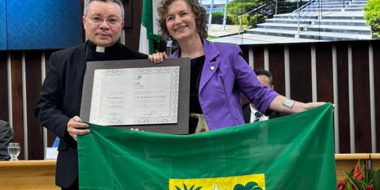 Bispo Dom Francisco de Sales é homenageado com o título de Cidadão Norte-Rio-Grandense