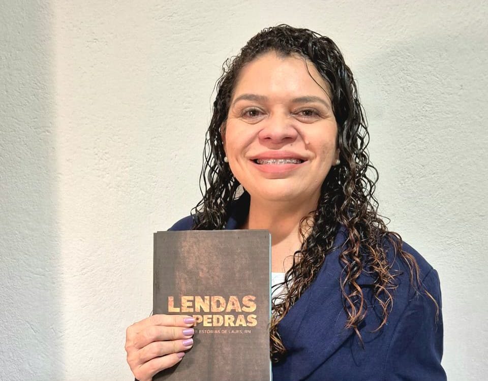 Escritora lajense lança 2ª edição do livro Lendas de Pedras