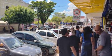 Após o Natal, trocas movimentam o comércio e levantam dúvidas sobre direitos do consumidor