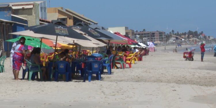 Verão aquece Tibau e empurra ocupação hoteleira para o limite