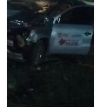 Carro da Secretaria de Saúde de Assu colide em vaca na Zona Rural