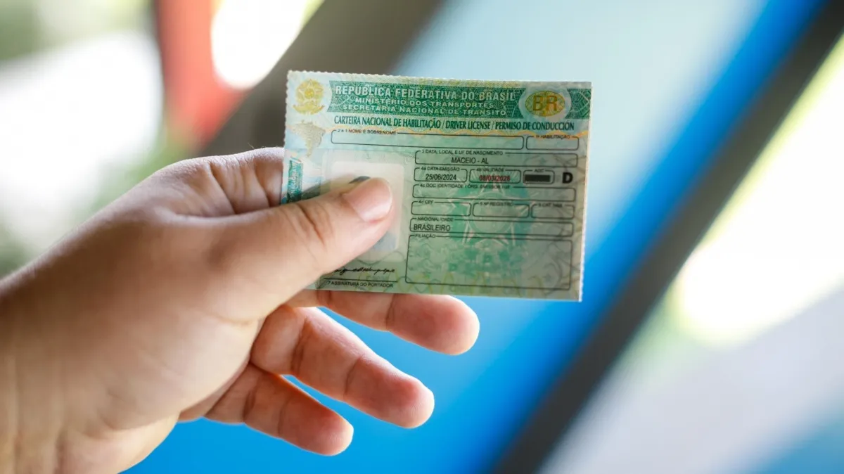 Governo fixa teto de R$ 180 para exames da CNH