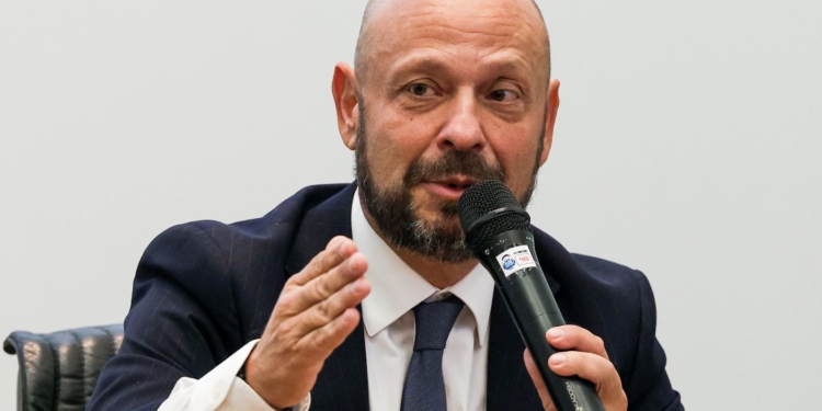 Aposentados têm até 14 de fevereiro para pedir devolução de descontos indevidos do INSS