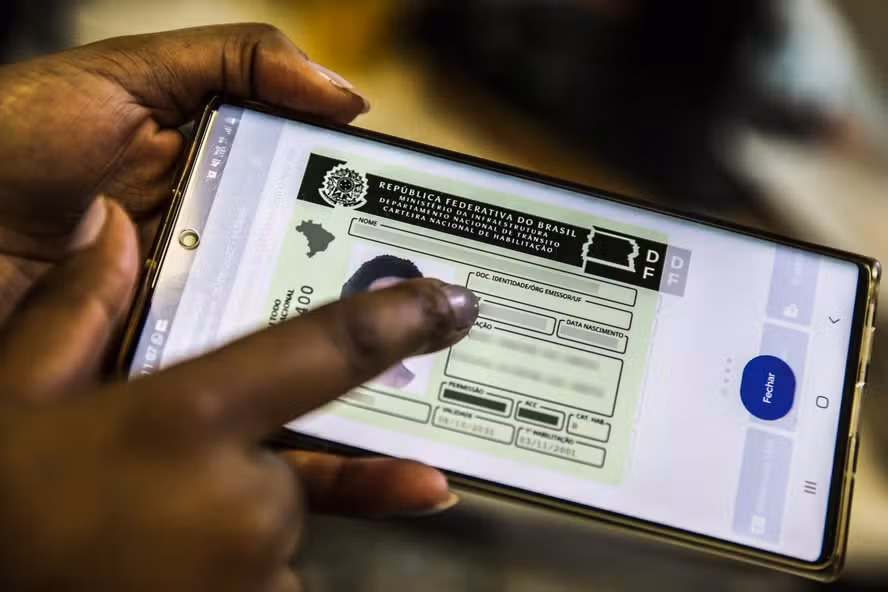 Renovação automática e gratuita da CNH entra em operação para beneficiar bons condutores