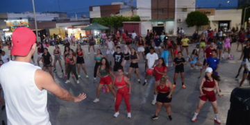 Aulas de dança retornam à Praça dos Patins nesta terça-feira em Mossoró