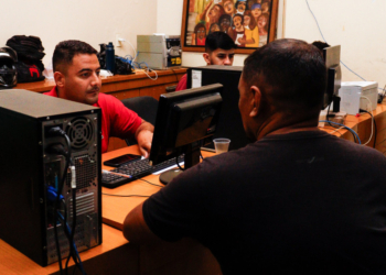 Prefeitura de Mossoró atualiza cadastro de comerciantes com quiosques de alvenaria em espaços públicos