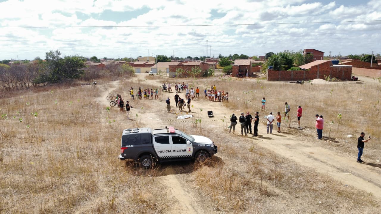 Adolescente de 16 anos é encontrado morto a tiros em via pública de Baraúna