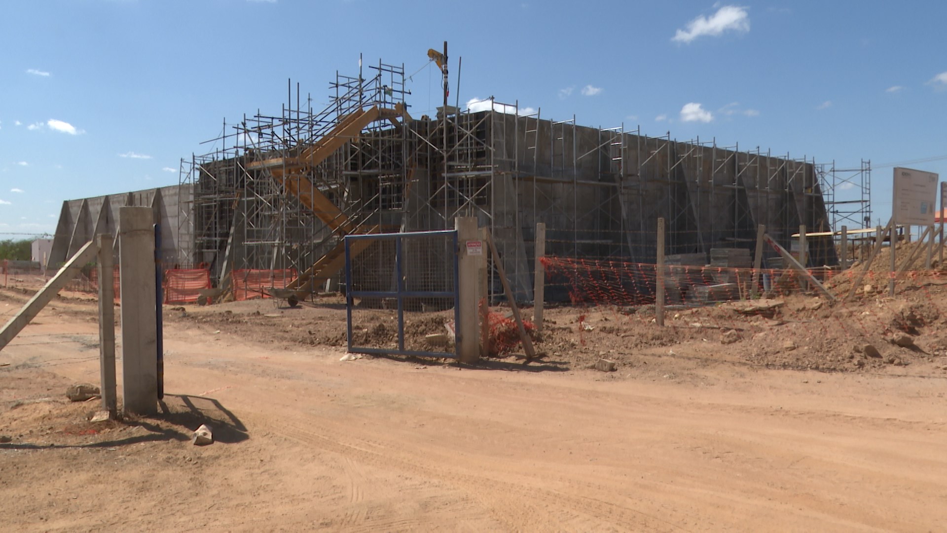 Adutora Apodi-Mossoró deve entrar em operação parcial ainda em janeiro