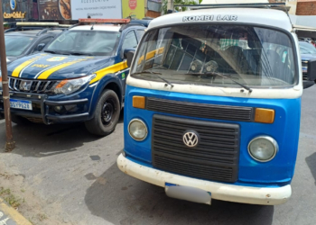 Golpe na venda de veículo termina com recuperação de Kombi na BR-304, em Mossoró