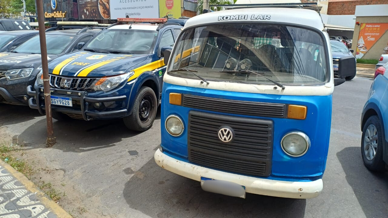 PRF recupera Kombi objeto de golpe de estelionato em Mossoró