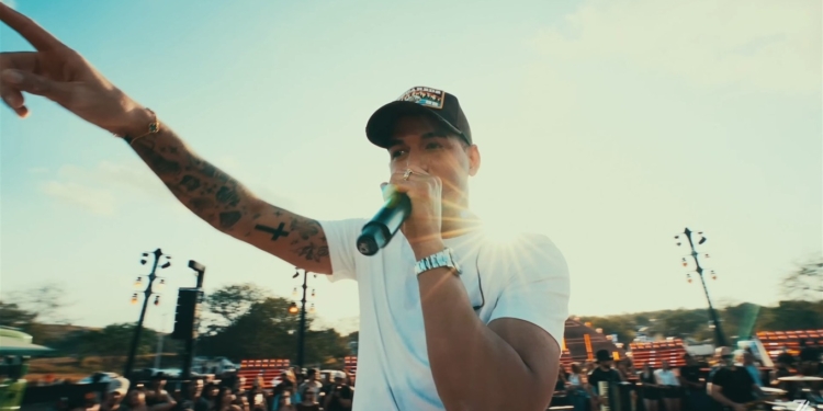 Zé Vaqueiro é anunciado como atração do Carnaval de Apodi 2026