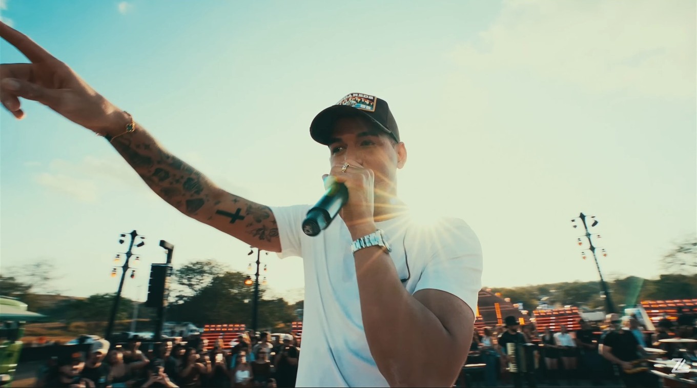 Zé Vaqueiro é anunciado como atração do Carnaval de Apodi 2026