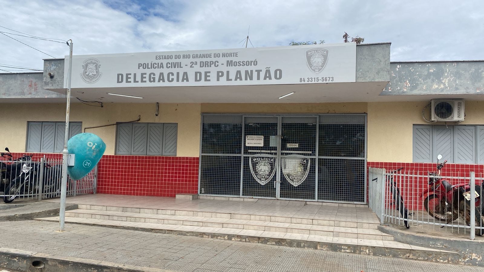 Homem denuncia golpe na compra de botijões de gás e acaba preso por dívida de pensão alimentícia