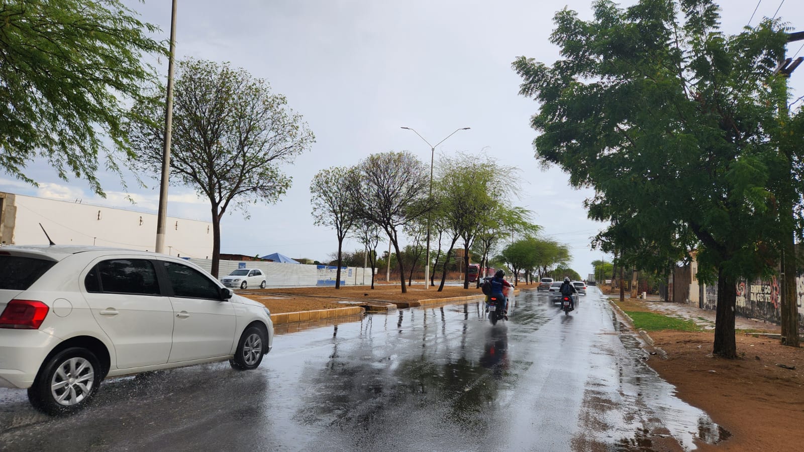 Inmet prevê chuvas intensas em todo o RN até esta terça-feira (27)