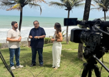 Conversa de Alpendre encerra temporada com entrevista de Álvaro Dias