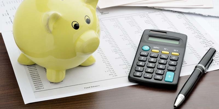 Especialistas apontam caminhos para organizar as finanças com a chegada de 2026