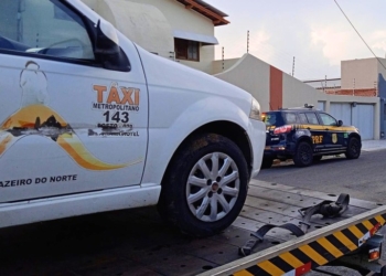 PRF recupera carro furtado em Mossoró após denúncia na BR-405