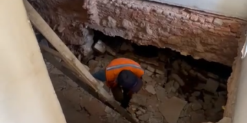 Piso de casa afunda e imóvel é isolado pela Defesa Civil em Apodi