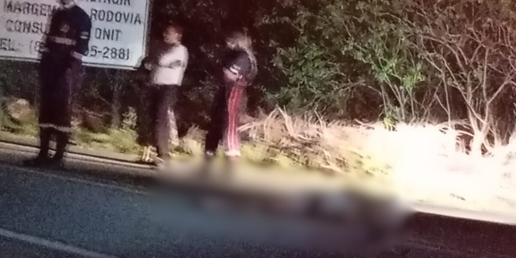 Motociclista morre após colidir com animal e bater de frente com carro na BR-110, em Mossoró