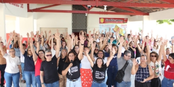Professores da rede municipal de Mossoró aprovam parada de advertência