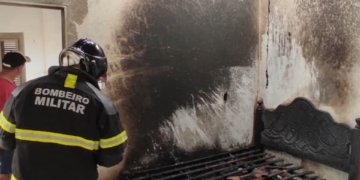 Curto-circuito em carregador provoca incêndio residencial em Mossoró