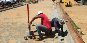 Prefeitura inicia pavimentação de 18 ruas no Bairro Bela Vista, em Mossoró