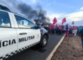 MST bloqueia BR-405 em Apodi durante Jornada Nacional de Lutas das Mulheres Sem Terra