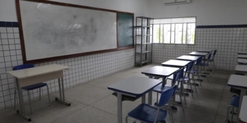 Prefeito sanciona reajuste de 5,4% para professores da rede municipal de Mossoró