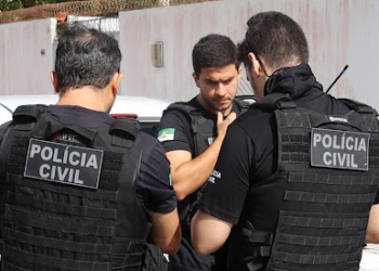 Operação Auxilium cumpre 22 ordens judiciais contra rede de apoio a líder de facção